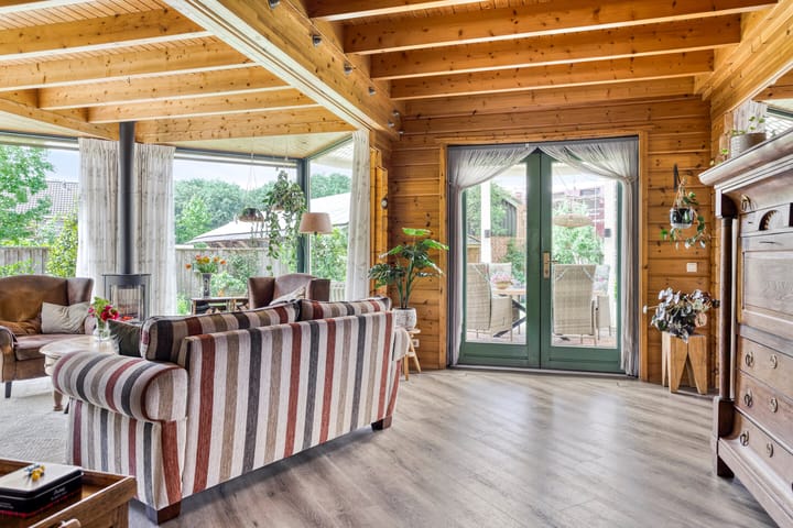 Photo 4 of Wielewaalstraat 18-A