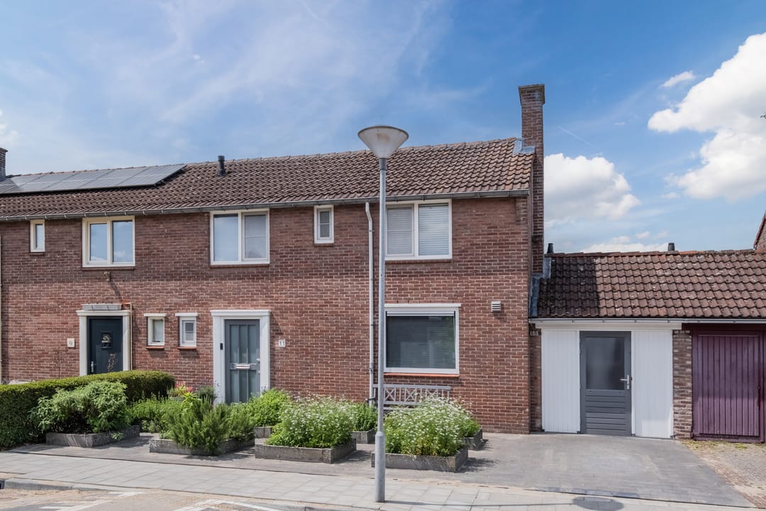 Photo 1 of Unseltstraat 11