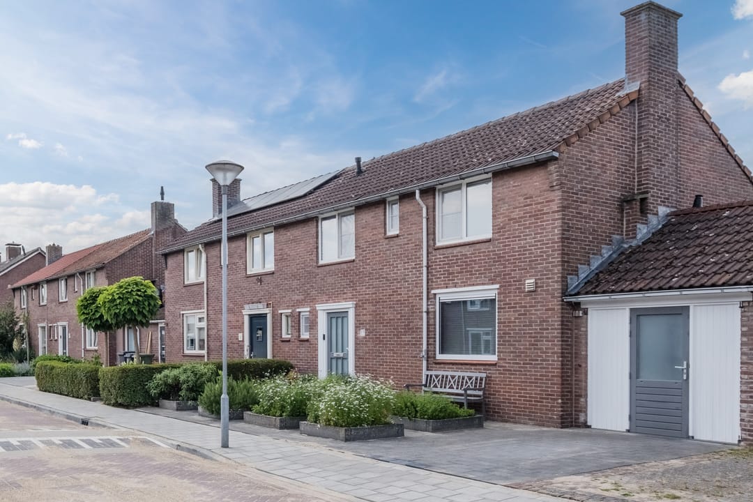 Photo 31 of Unseltstraat 11