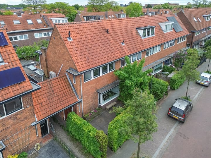 Foto 32 van S. Hoogewerffstraat 68