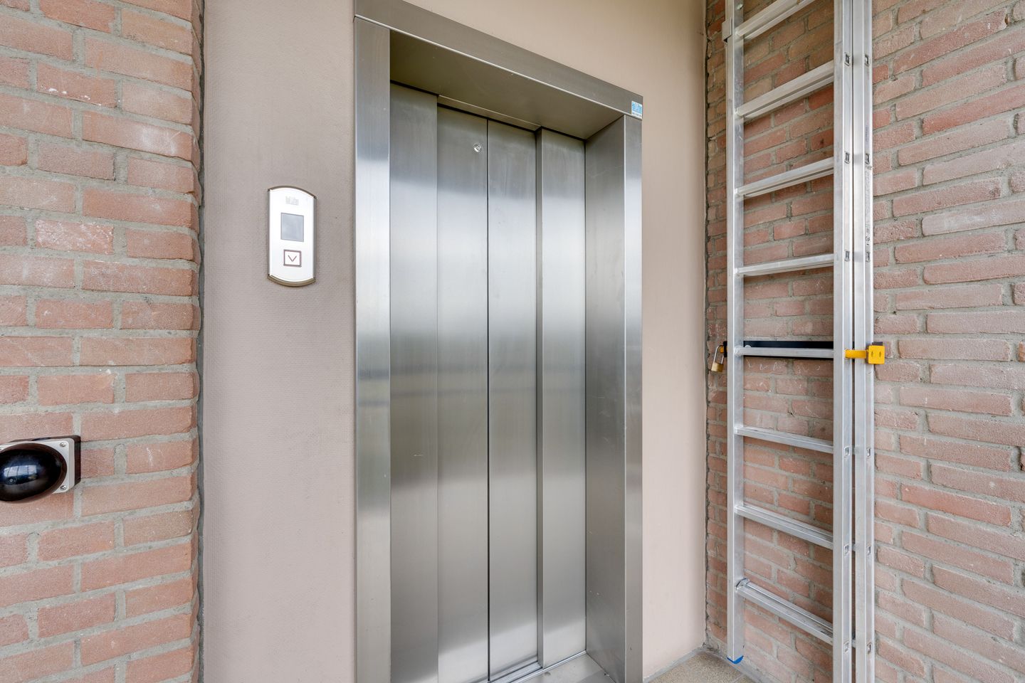 Foto 25 van Mr. G. Groen van Prinstererlaan 251