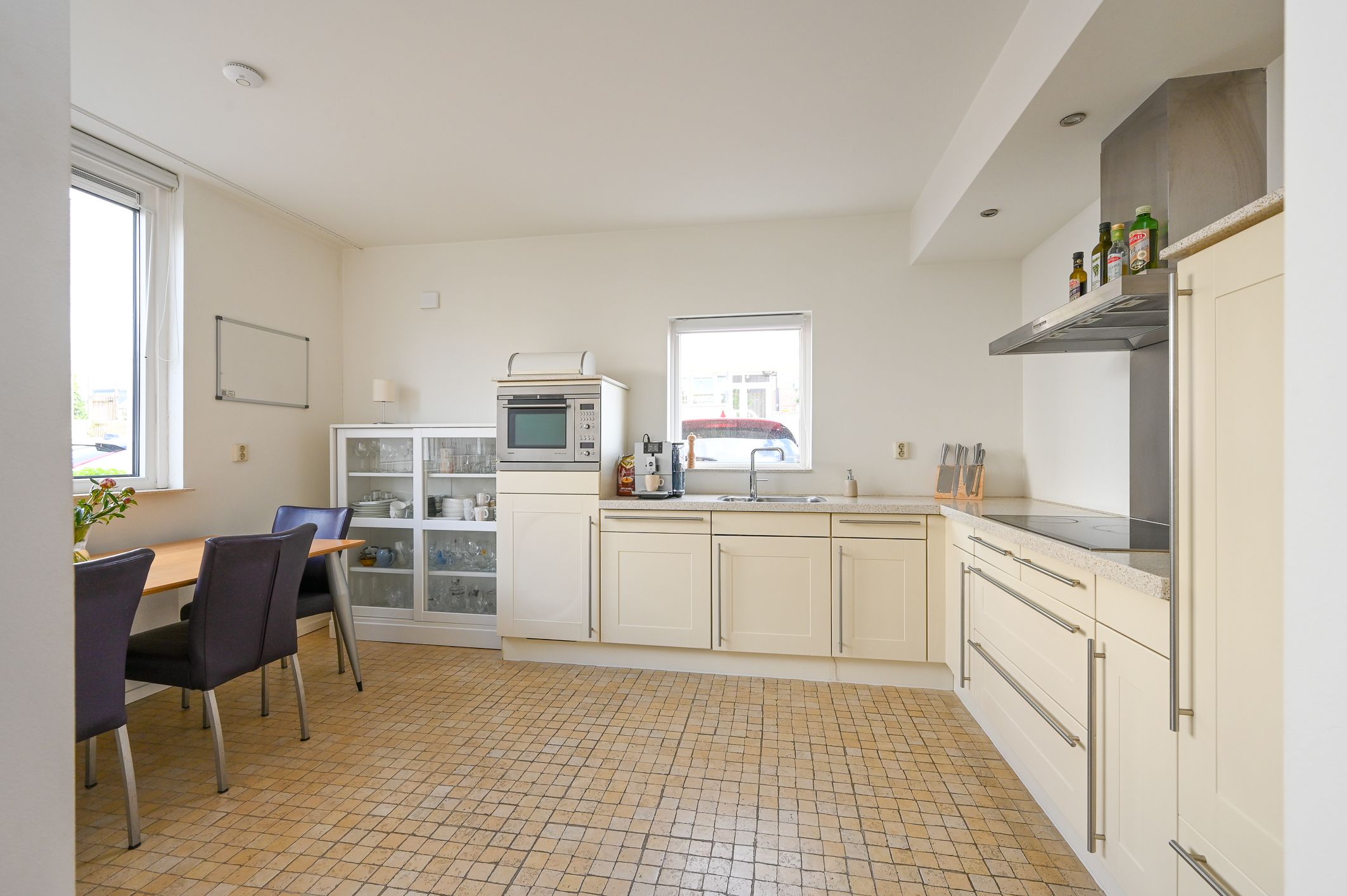 Foto 9 van Bonairestraat 12