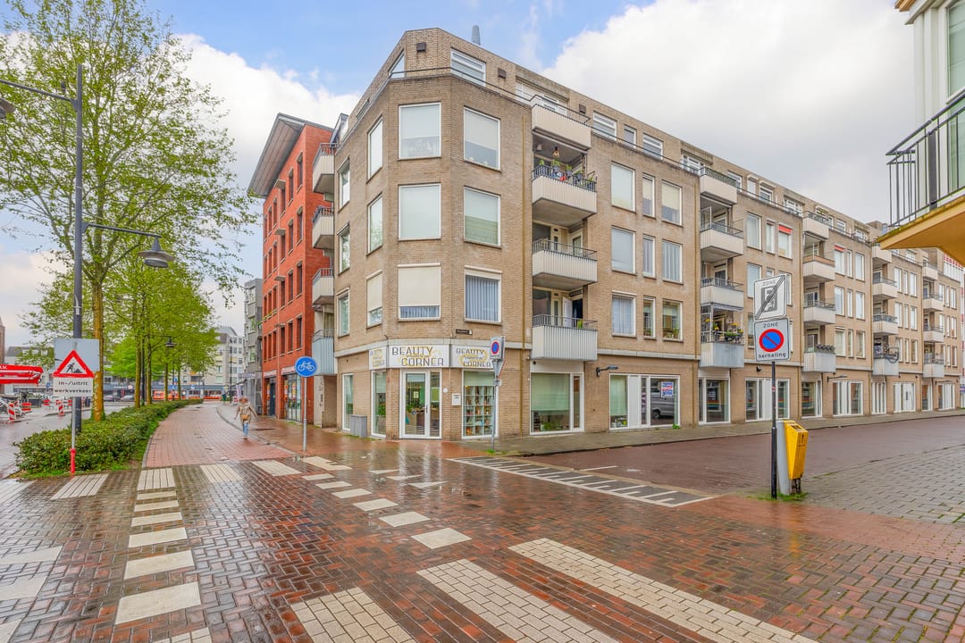 Photo 1 of Kluisstraat 3-C