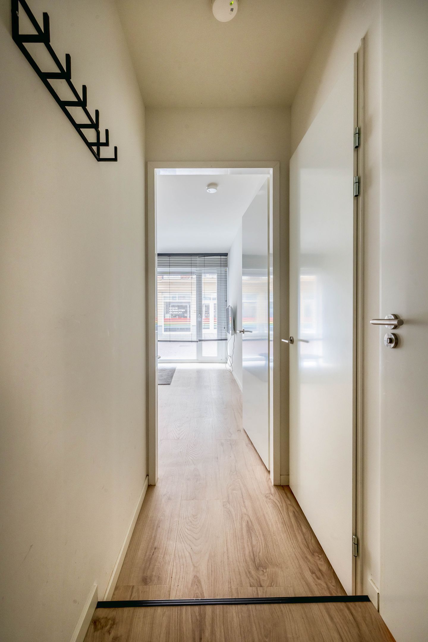 Photo 10 of Kluisstraat 3-C