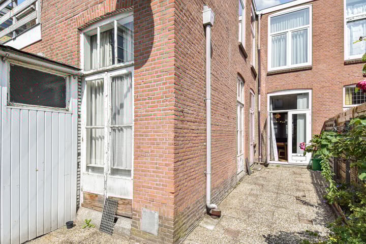 Foto 9 van Frederik Ruyschstraat 34