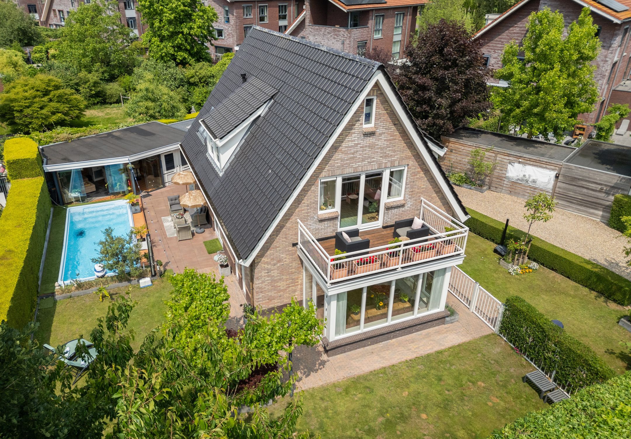 Foto 3 van Emmerich Kálmánlaan 1