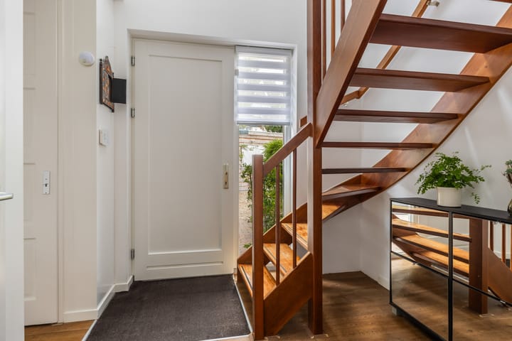 Foto 8 van Emmerich Kálmánlaan 1