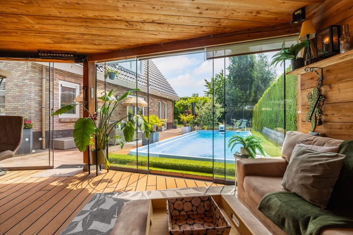 Foto 47 van Emmerich Kálmánlaan 1