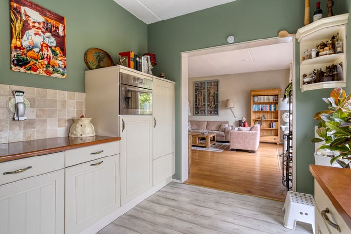 Foto 8 van Karmozijnhof 20