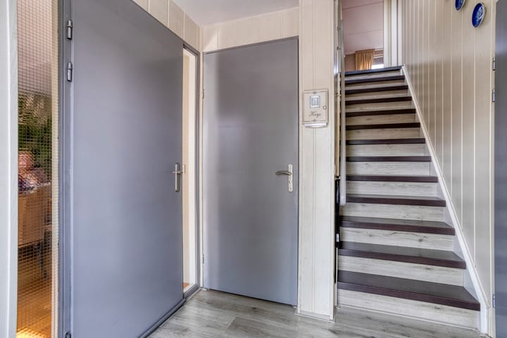 Foto 17 van Karmozijnhof 20