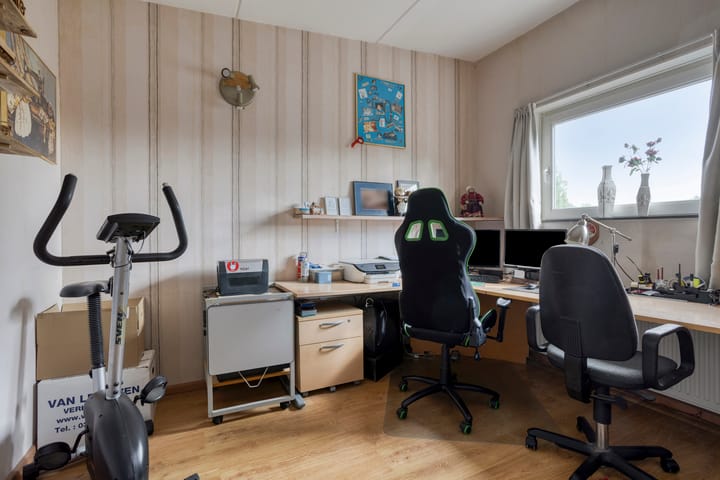 Foto 26 van Karmozijnhof 20