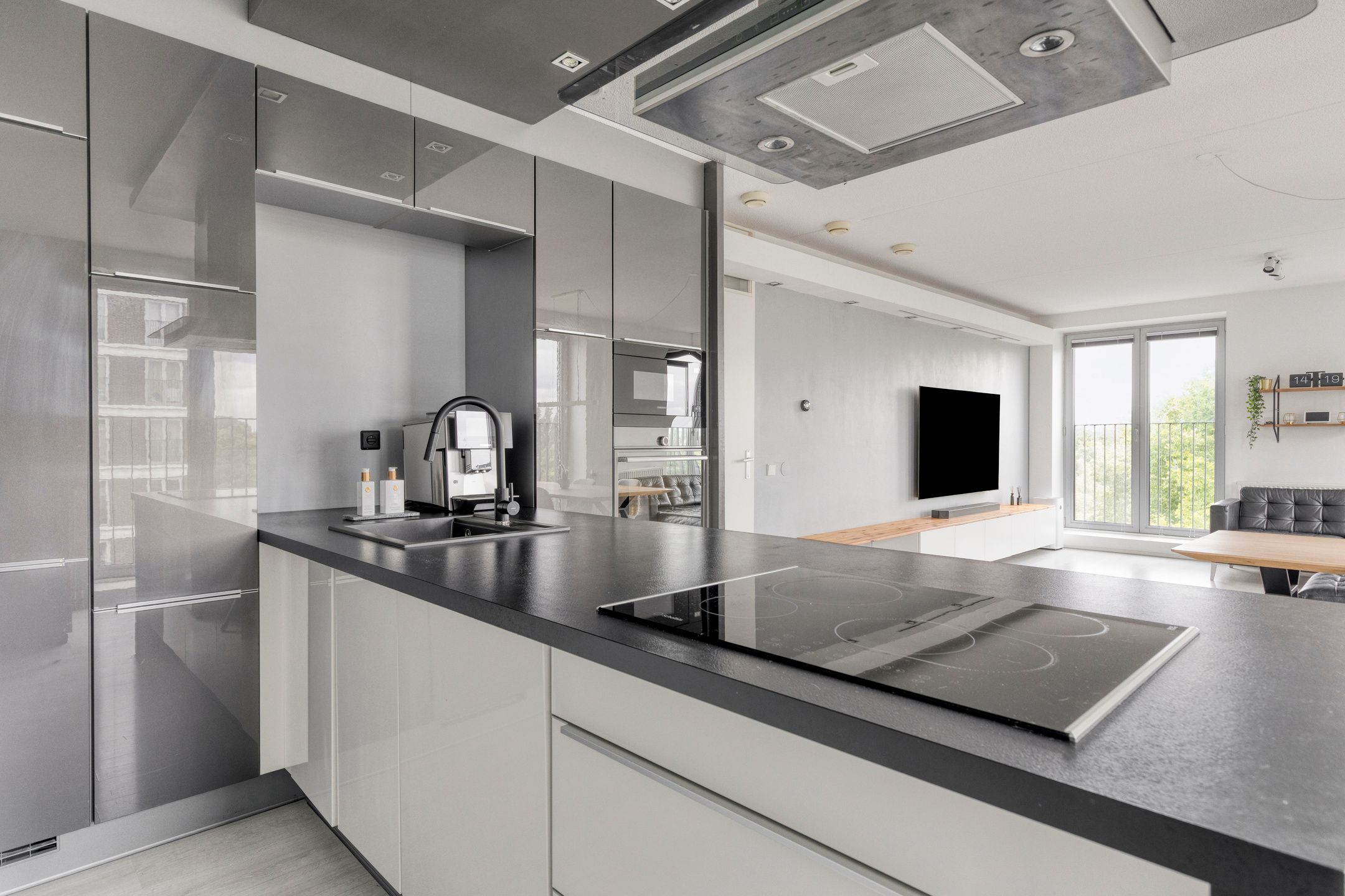 Foto 9 van Wolbrantskerkweg 48-H