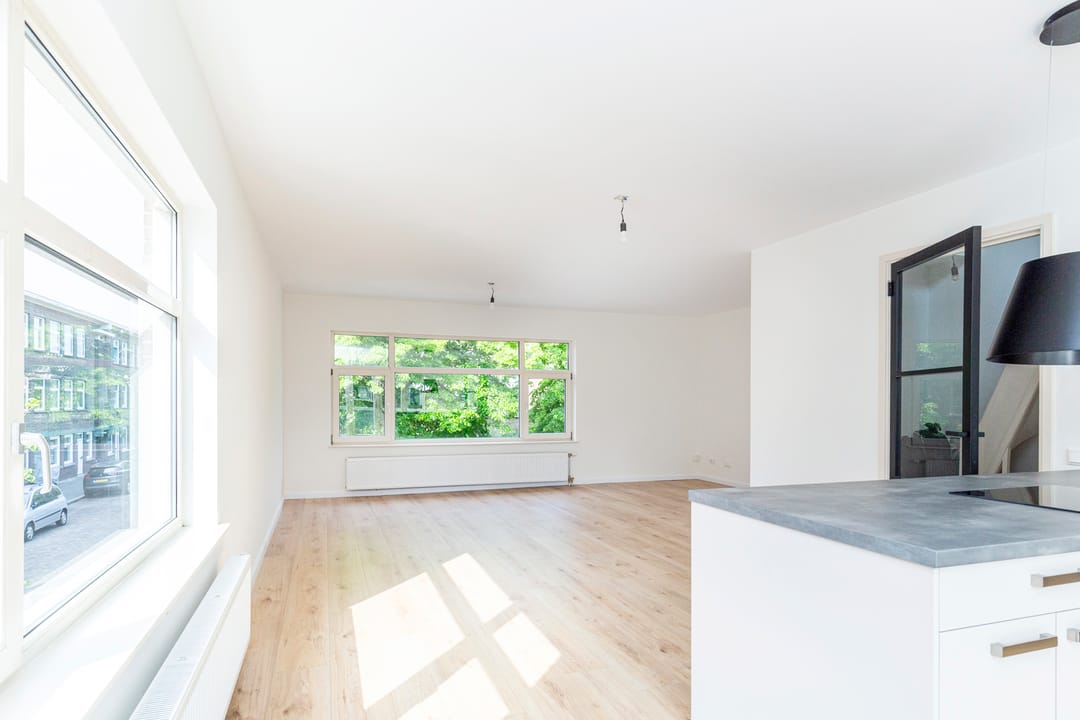 Photo 8 of Bresterstraat 88