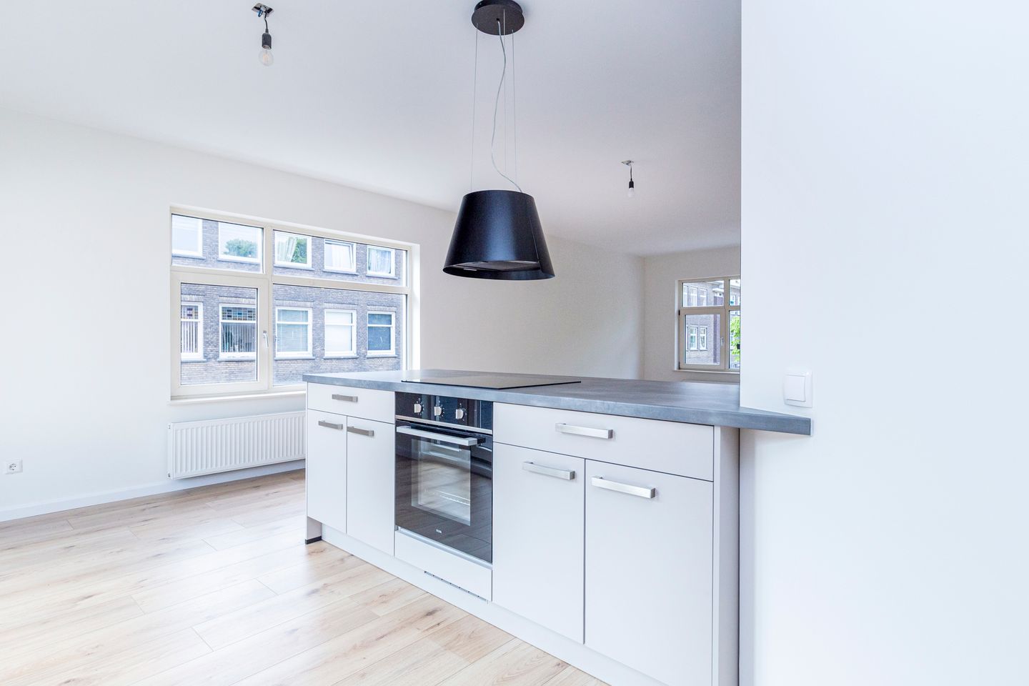 Photo 10 of Bresterstraat 88