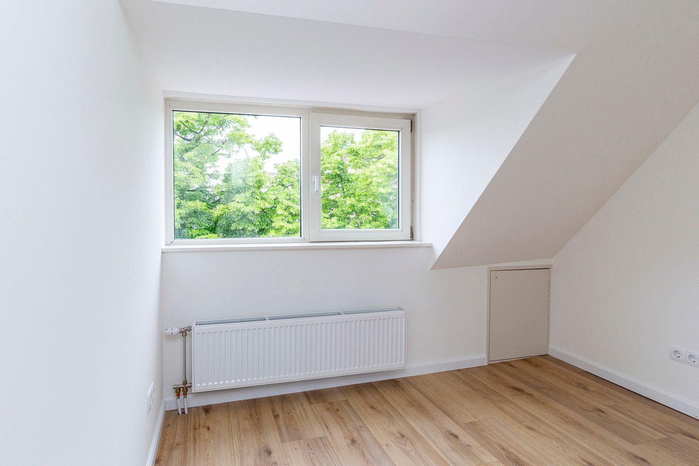 Photo 25 of Bresterstraat 88