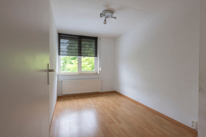 Foto 12 van Beneluxstraat 56