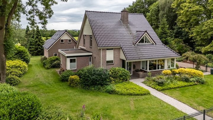 Foto 1 van Hoofdweg 50