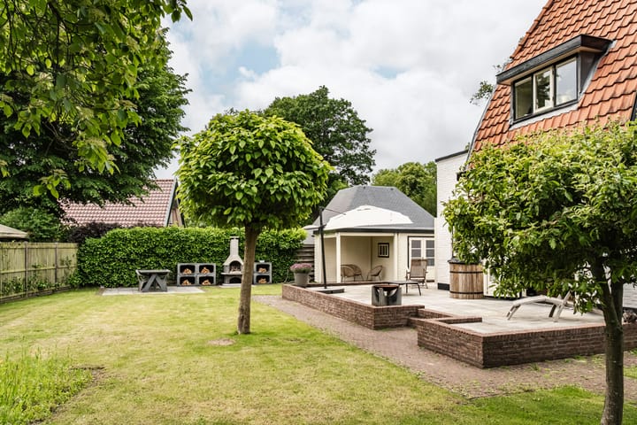 Foto 17 van Brederoodseweg 35