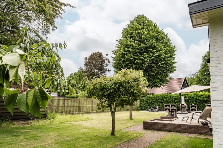 Foto 18 van Brederoodseweg 35