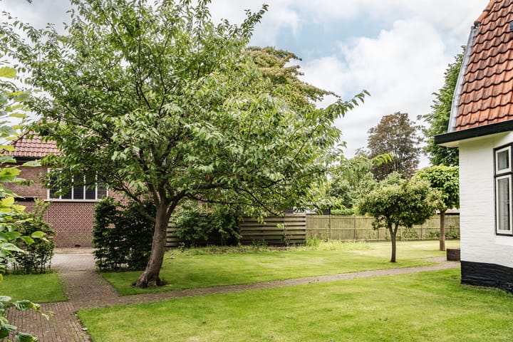 Foto 36 van Brederoodseweg 35