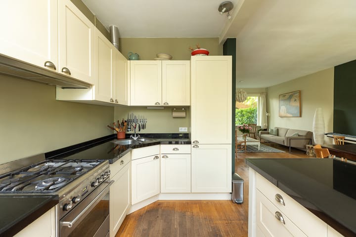 Foto 15 van De Bazelstraat 29