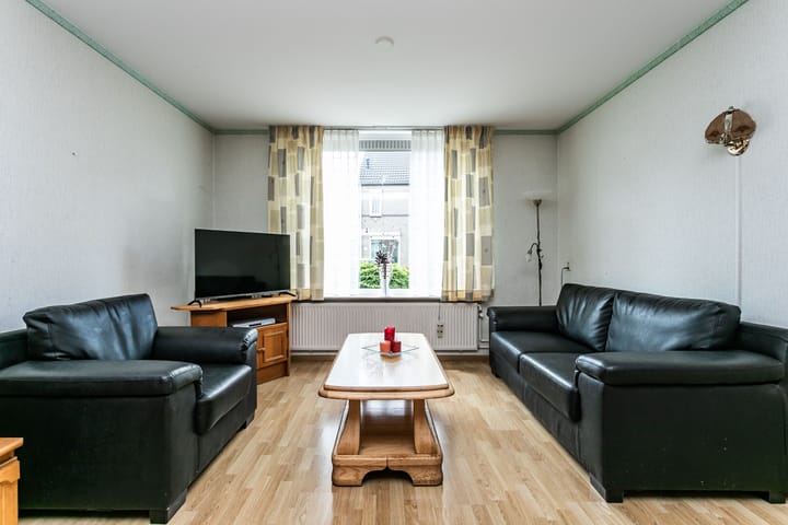 Foto 3 van Eglantier 93