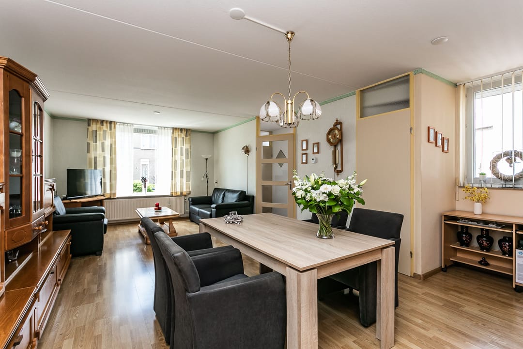 Foto 7 van Eglantier 93