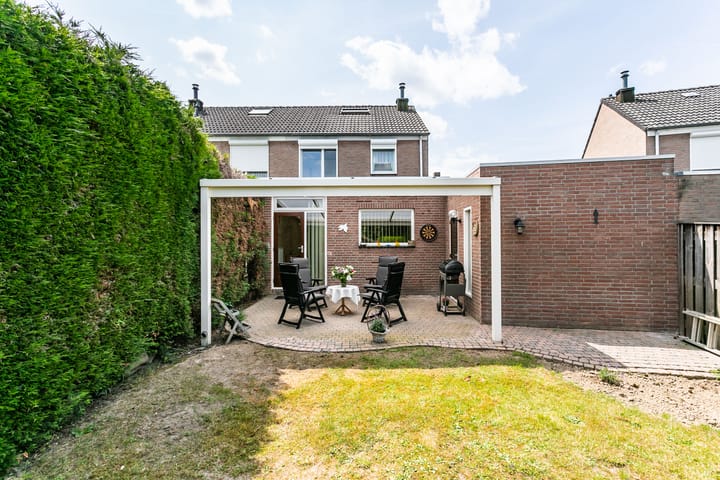 Foto 29 van Eglantier 93