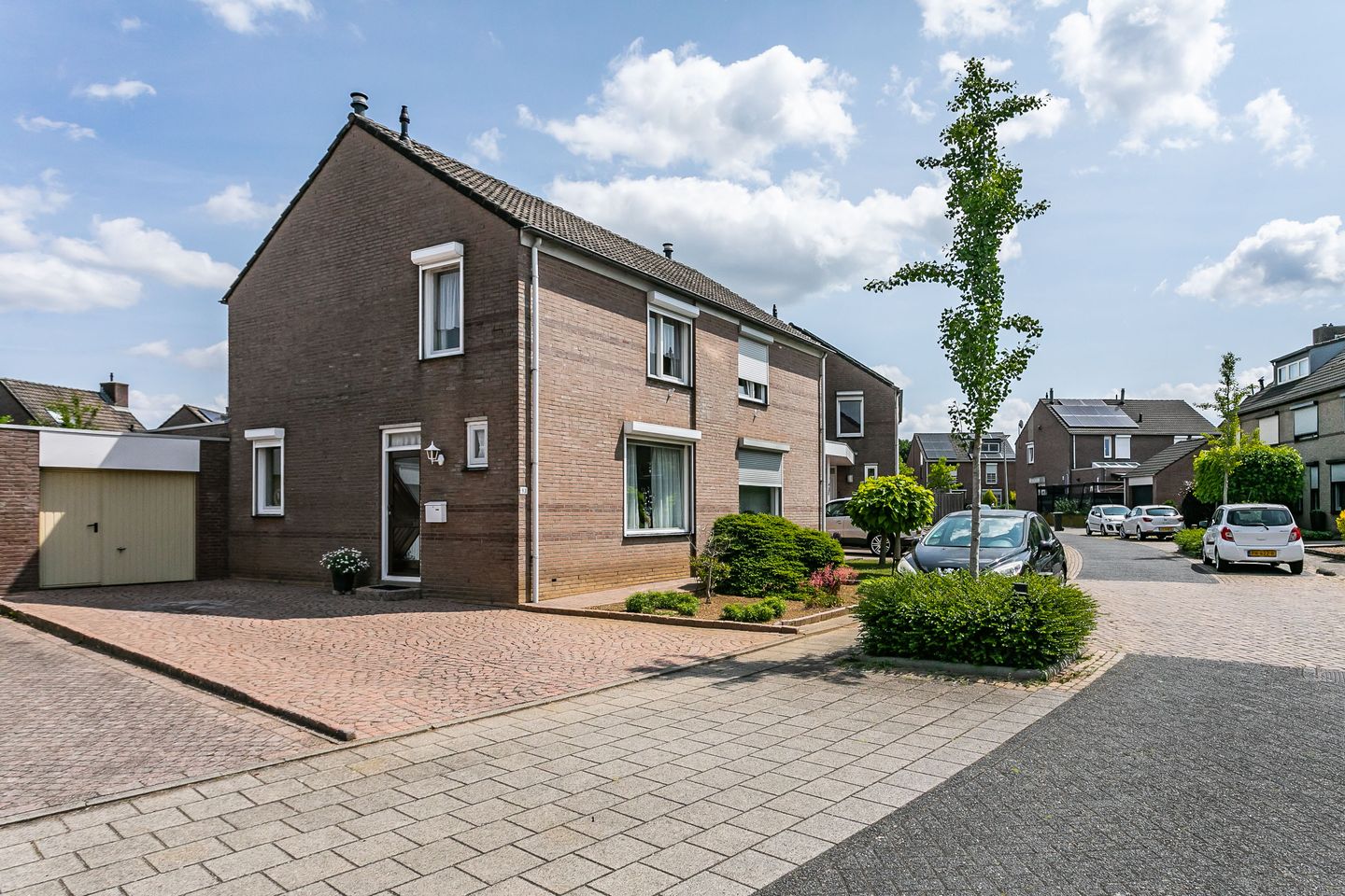 Foto 34 van Eglantier 93