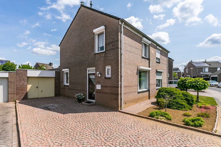 Foto 35 van Eglantier 93