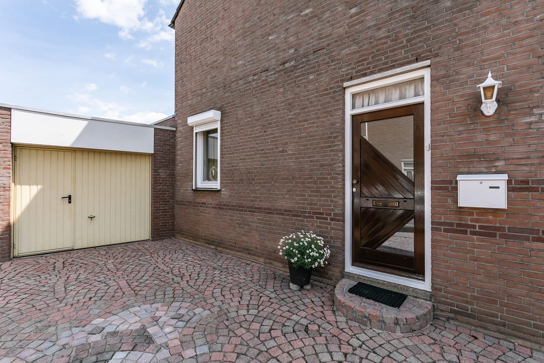 Foto 37 van Eglantier 93