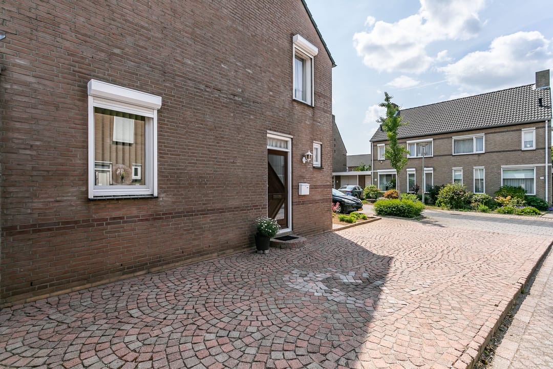 Foto 38 van Eglantier 93