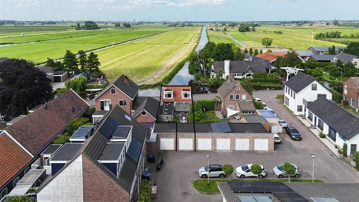 Foto 2 van Pastoor van der Plaatstraat 101