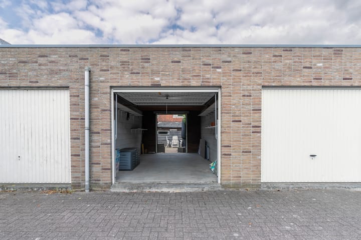 Foto 35 van Pastoor van der Plaatstraat 101