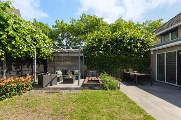 Foto 31 van A.B. van Lieshoutlaan 24