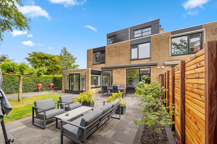 Foto 2 van Rozentuin 106