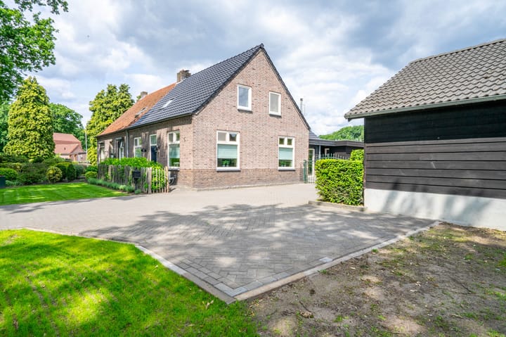 Foto 4 van Voorpeelweg 5