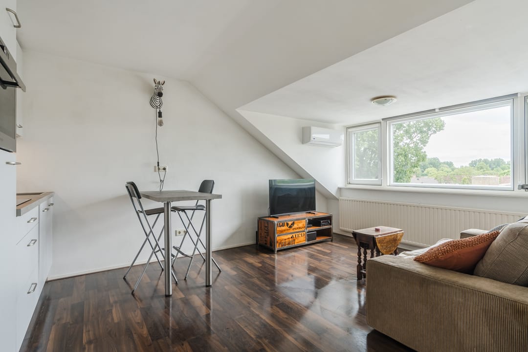 Photo 8 of Tinelstraat 5-D