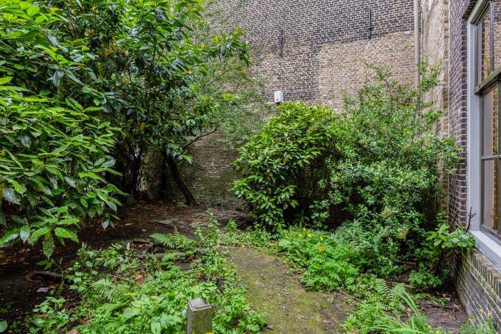 Foto 30 van Grotekerksplein 2