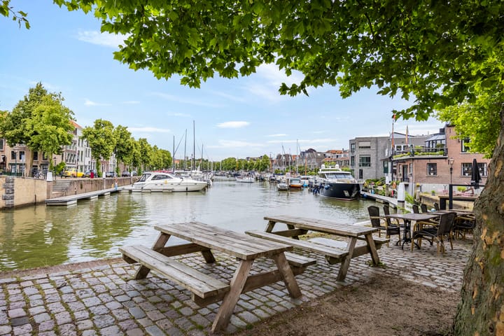 Foto 33 van Grotekerksplein 2