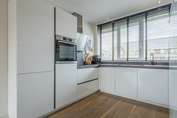 Foto 7 van Nova Zembla 26