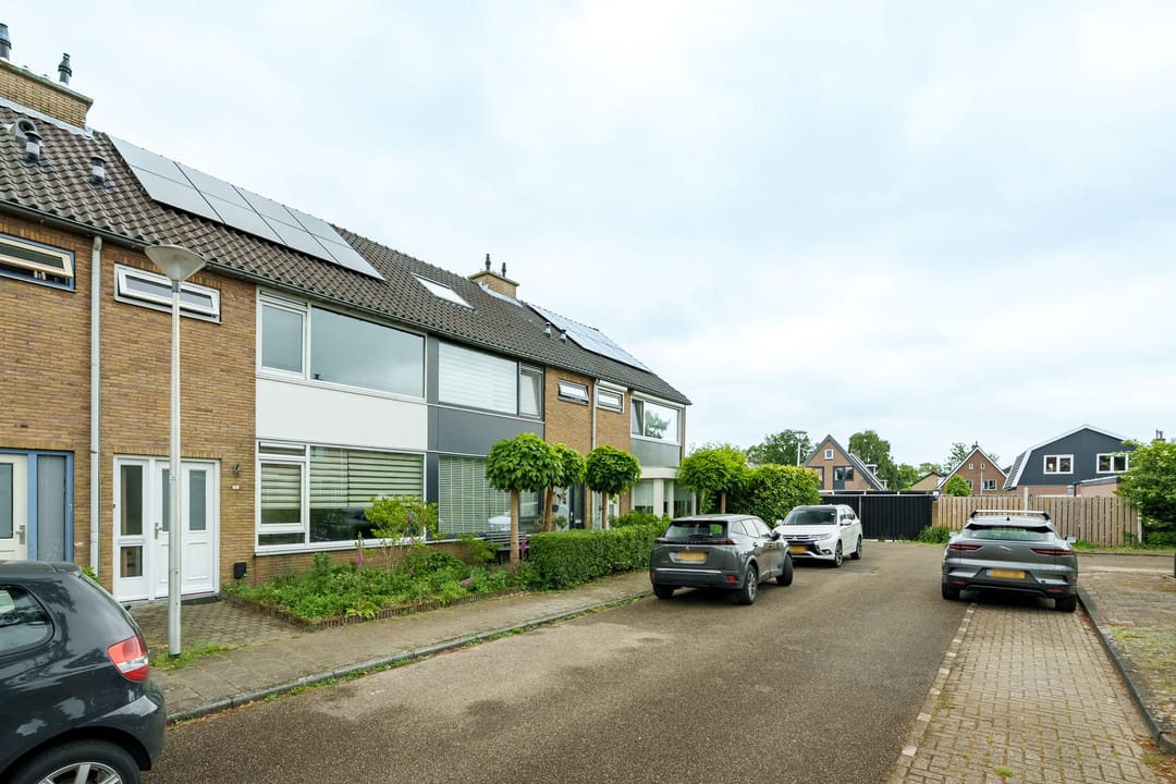 Foto 2 van Meester van Damweg 12