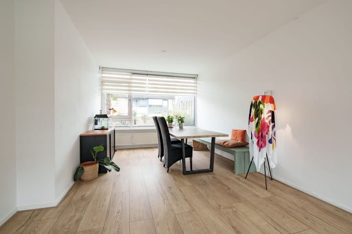 Foto 8 van Meester van Damweg 12