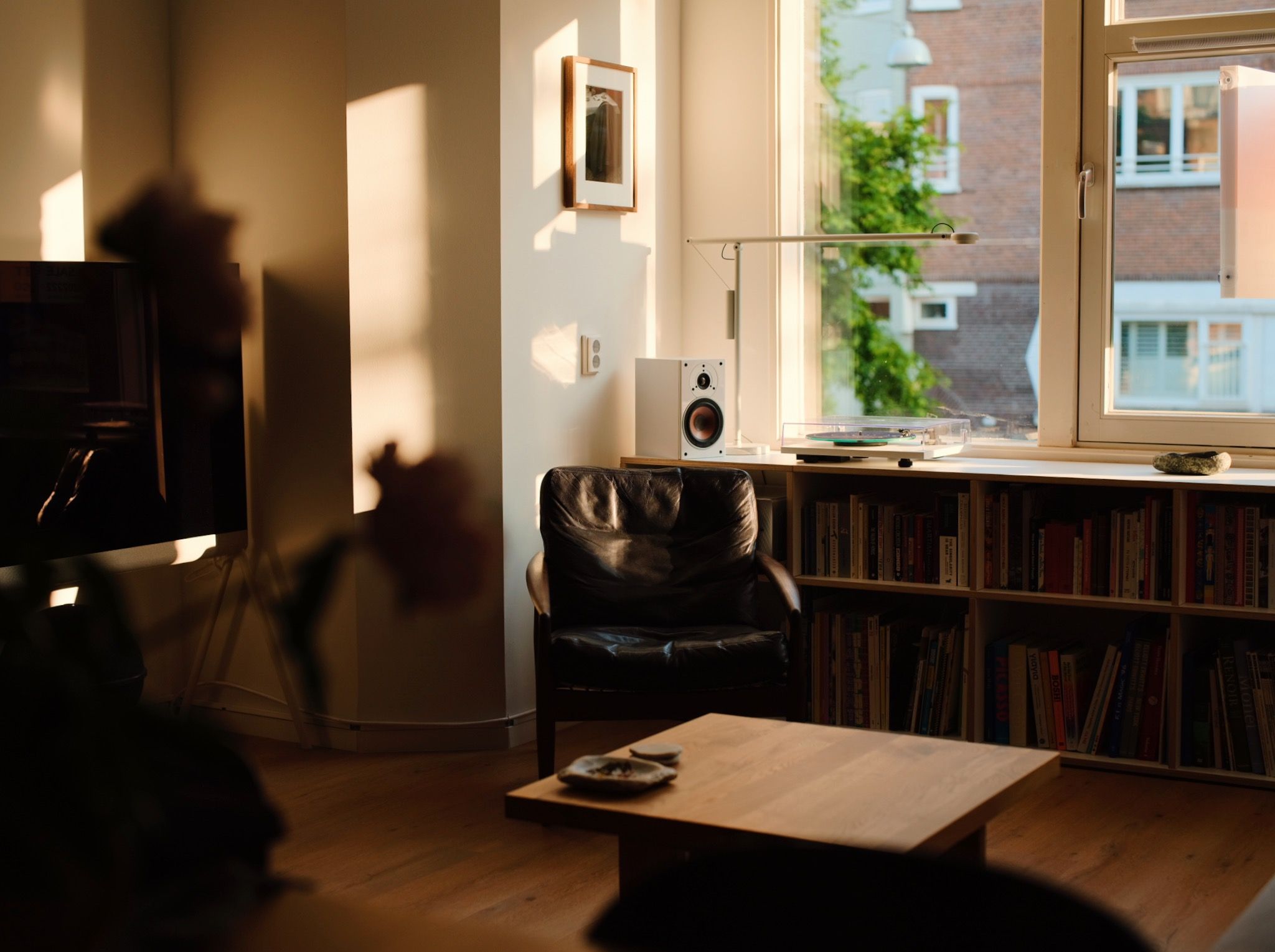 Photo 9 of Van Hilligaertstraat 12-B