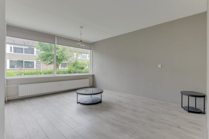 Foto 10 van van Vosbergenlaan 12