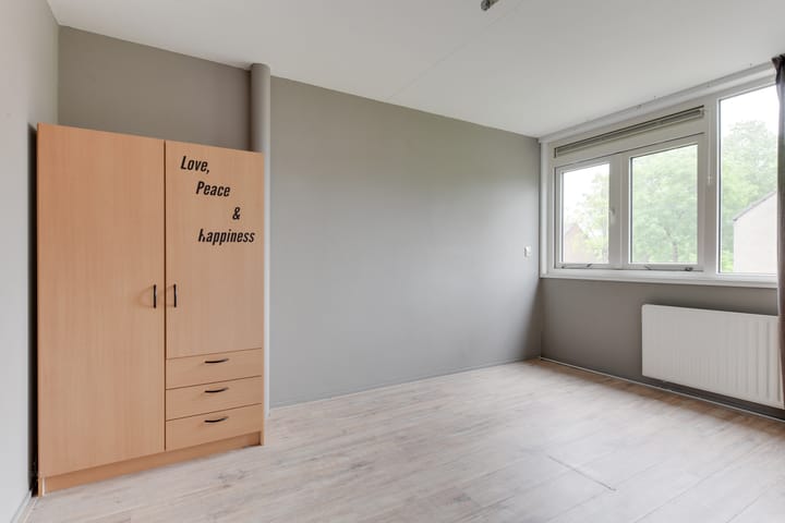 Foto 23 van van Vosbergenlaan 12