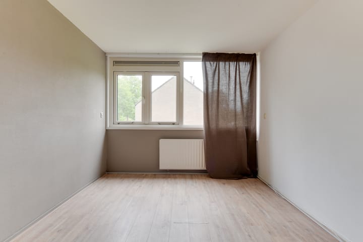 Foto 24 van van Vosbergenlaan 12