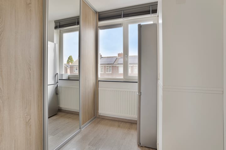 Foto 13 van Crocusstraat 12-A