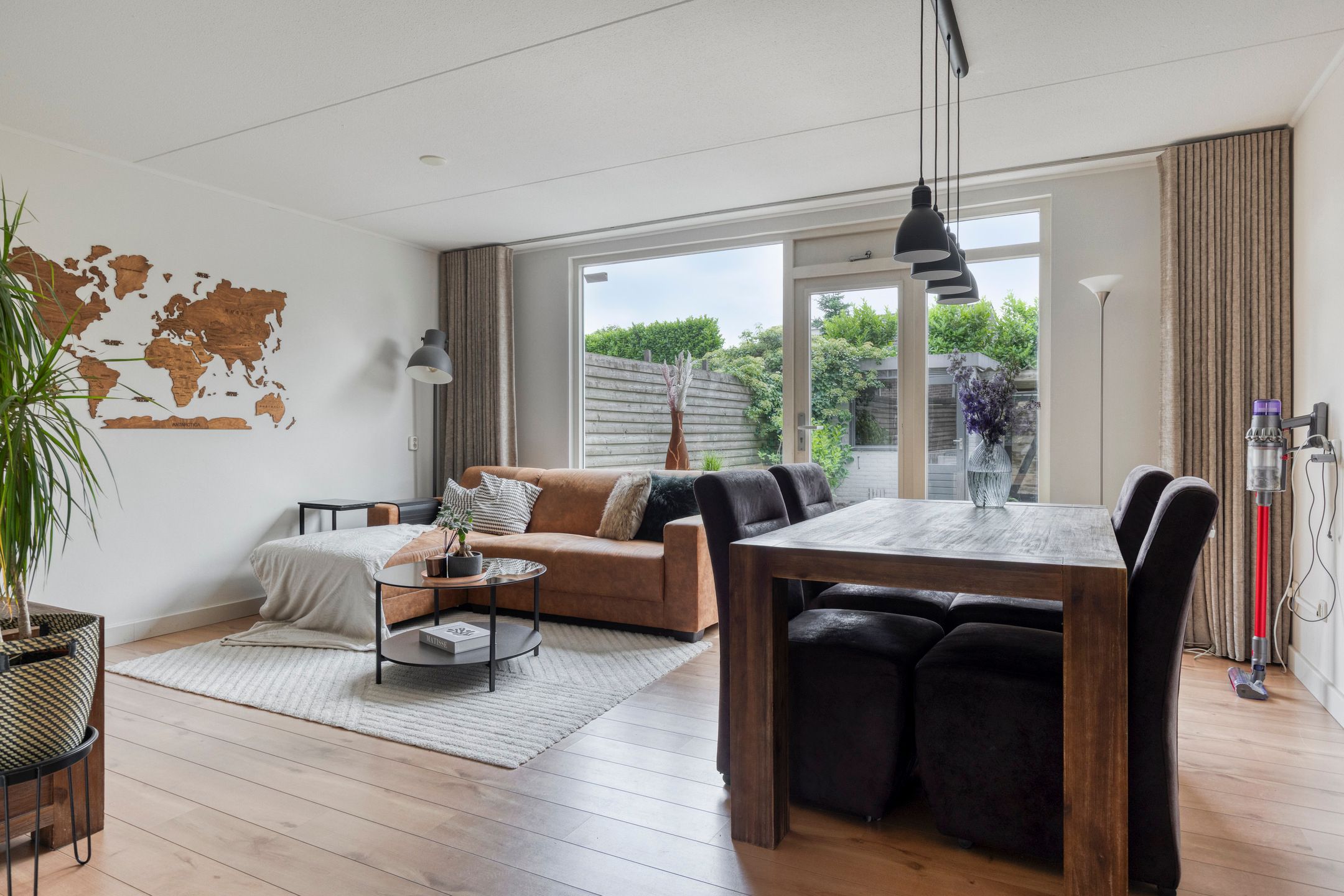 Foto 9 van Clemens van den Bergstraat 18