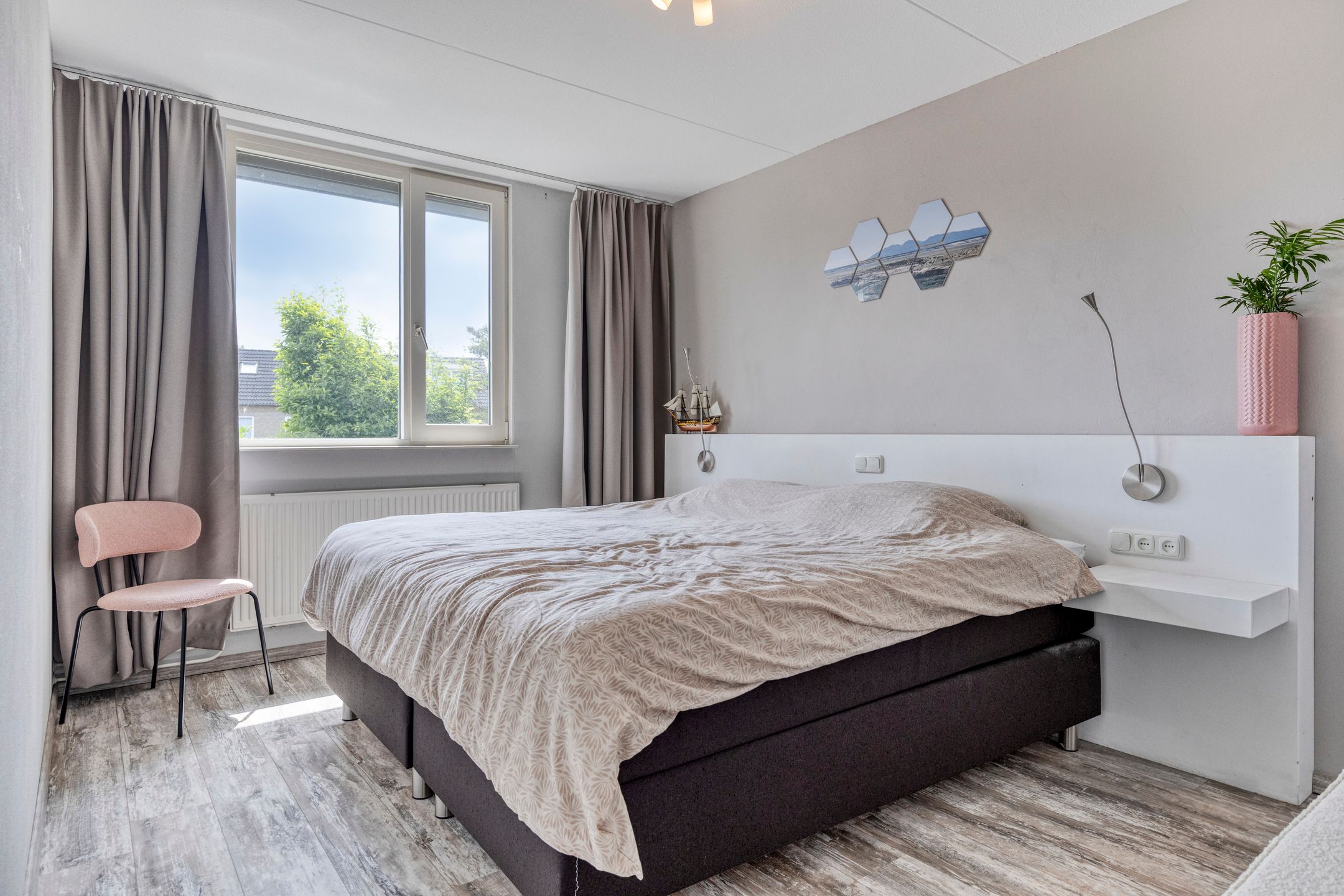 Foto 15 van Clemens van den Bergstraat 18